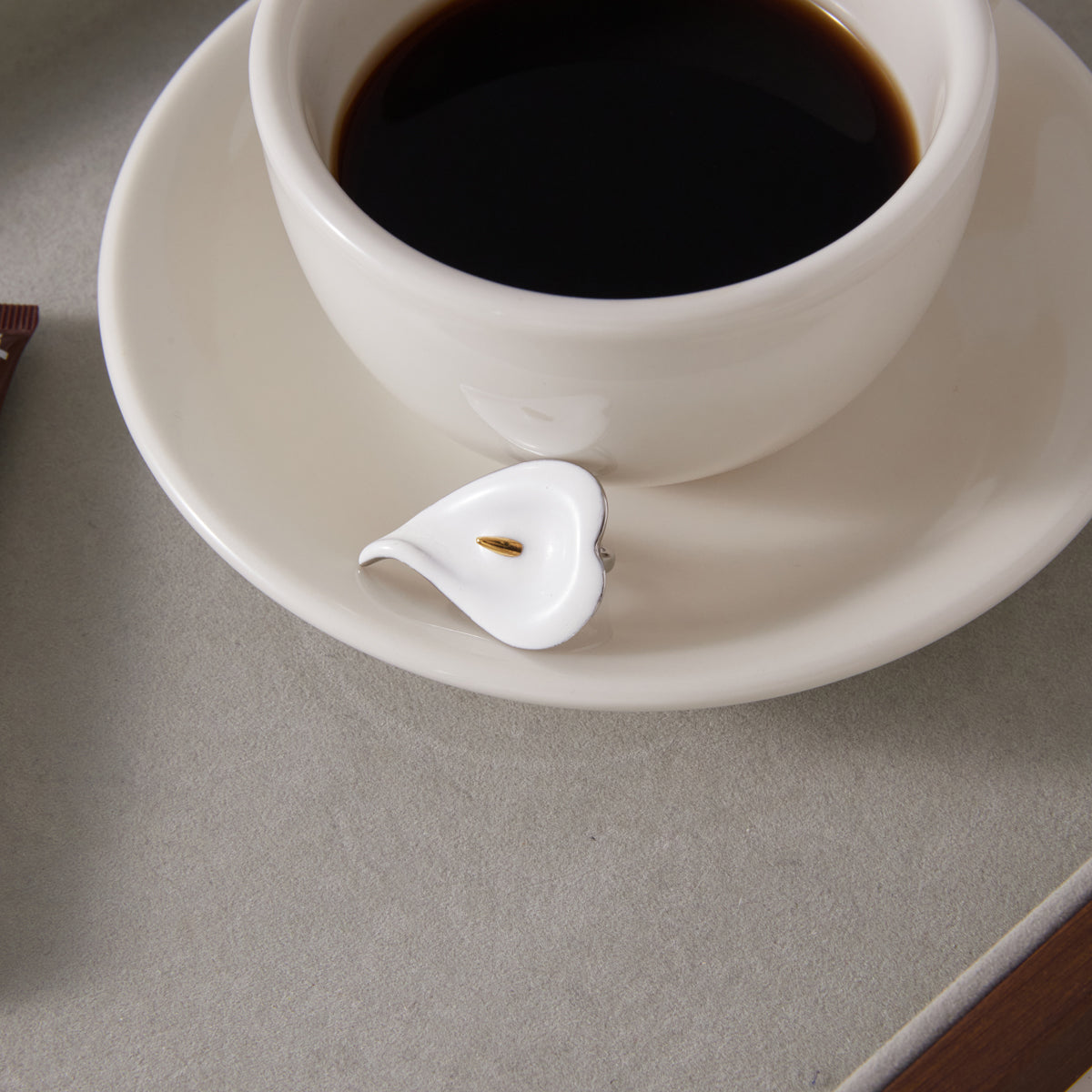 Alba White Calla Lily Ring