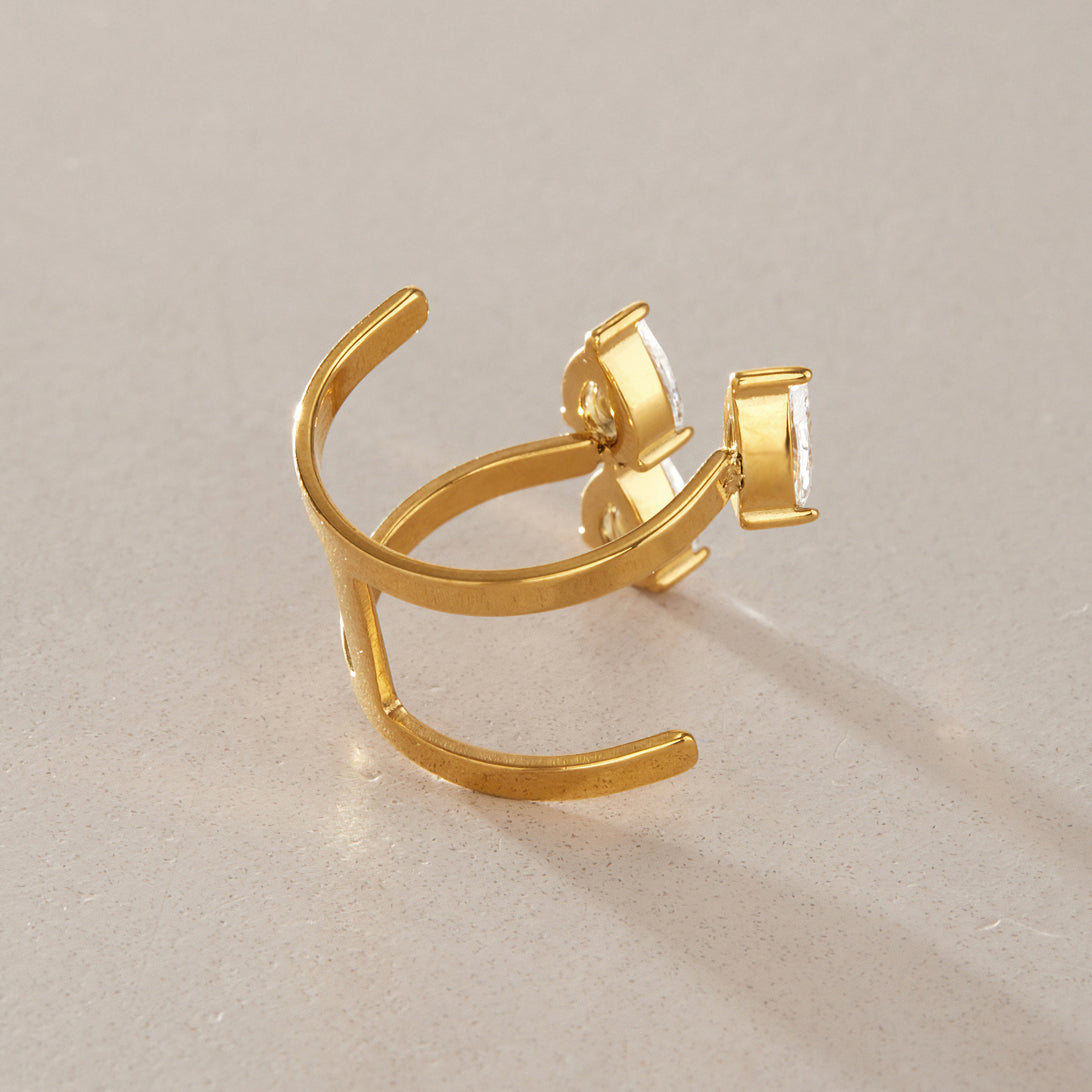 Calanque Pear Cascade Open Ring