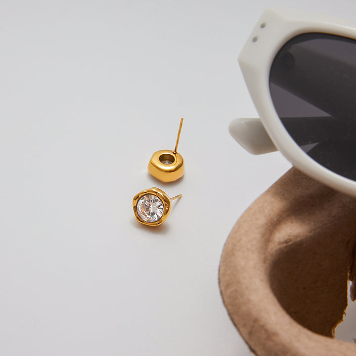 Sabbia Hammered Halo Stud Earrings