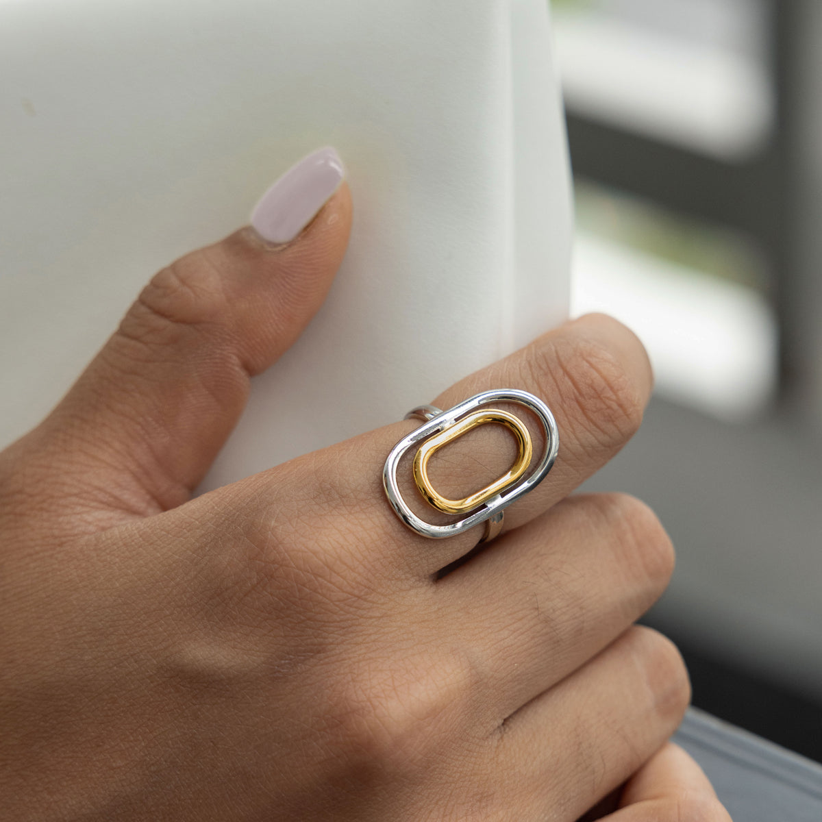 Zephyr Two-Tone Oval Open Ring