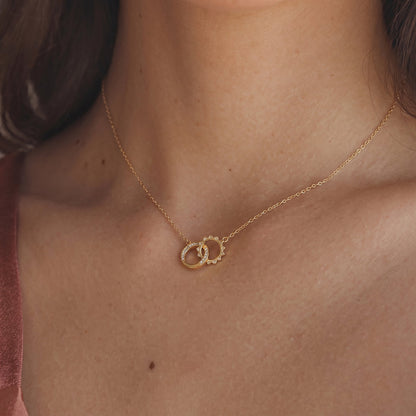 Solstice Interlocking Circles Necklace