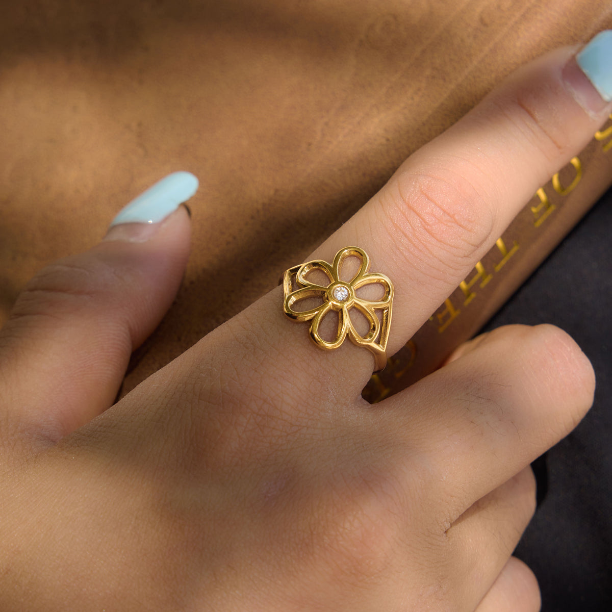 Oleander Hollow Petal Ring
