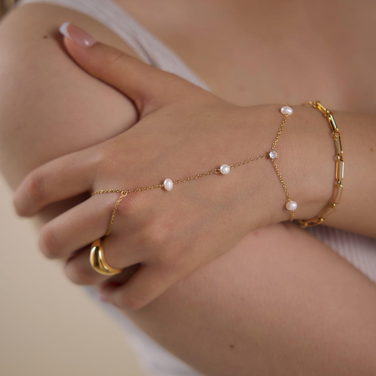 Marea Pearl Hand Chain Bracelet