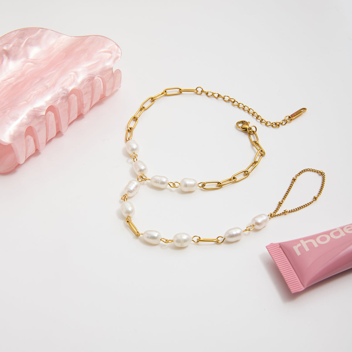Isola Pearl Hand Chain Ring