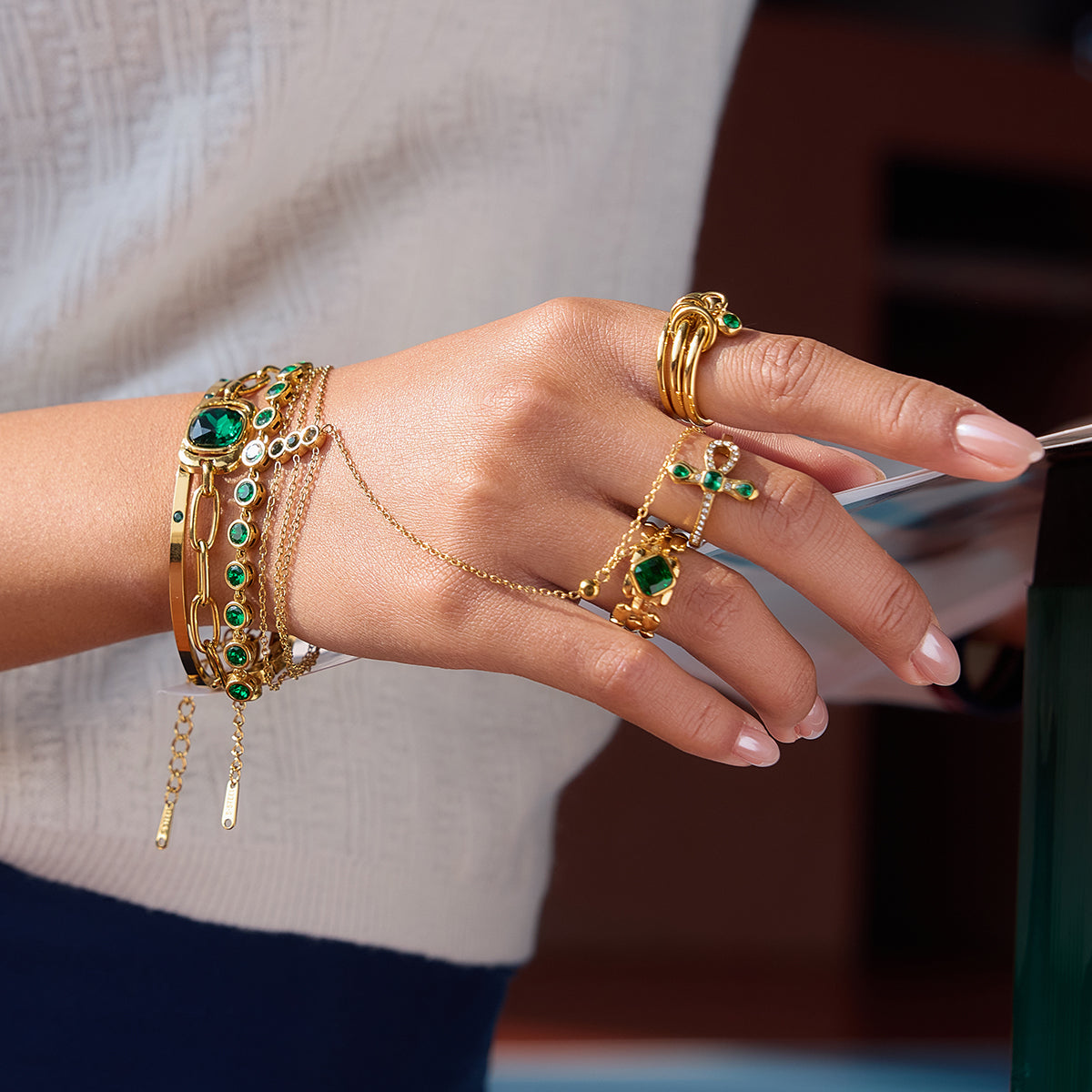 Cala Green Zircon Hand Chain Bracelet