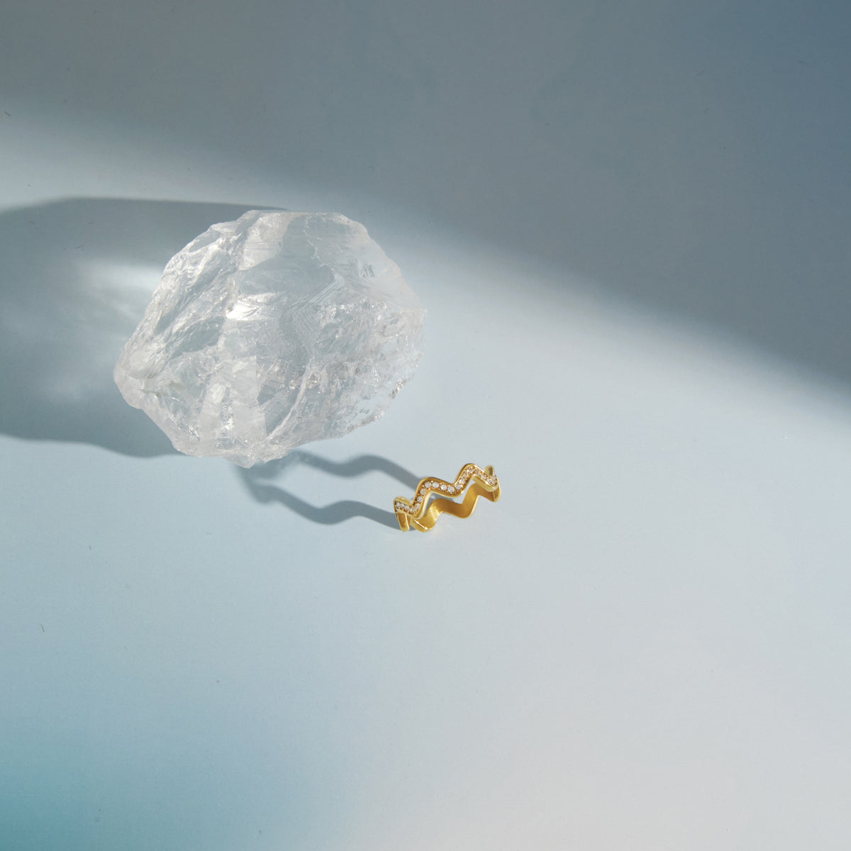 Meltemi Wave Crystal Band Ring