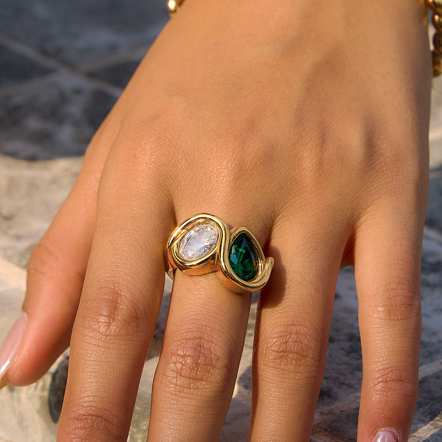 Levante Green Teardrop Duo Ring