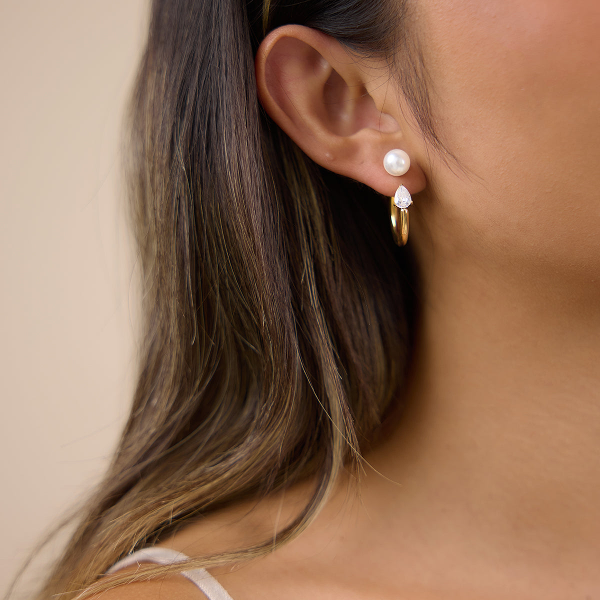 Isla Pearl Ear Jacket Earrings