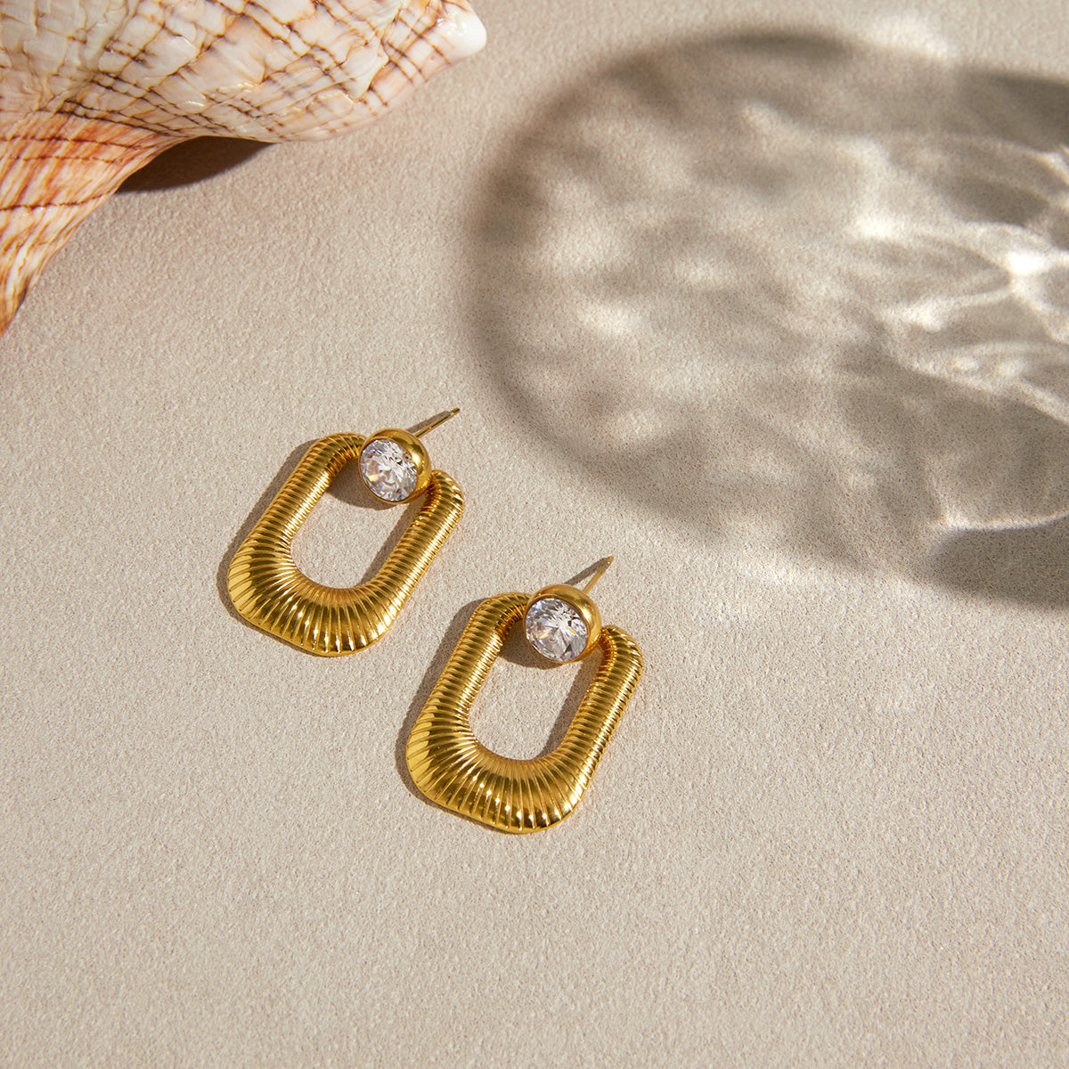 Dune Ribbed Rectangle Drop Earrings