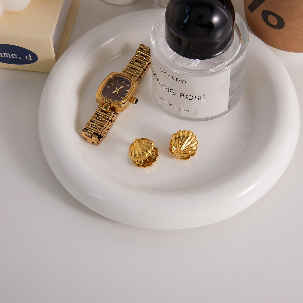 Cadaqués Scallop Shell Stud Earrings