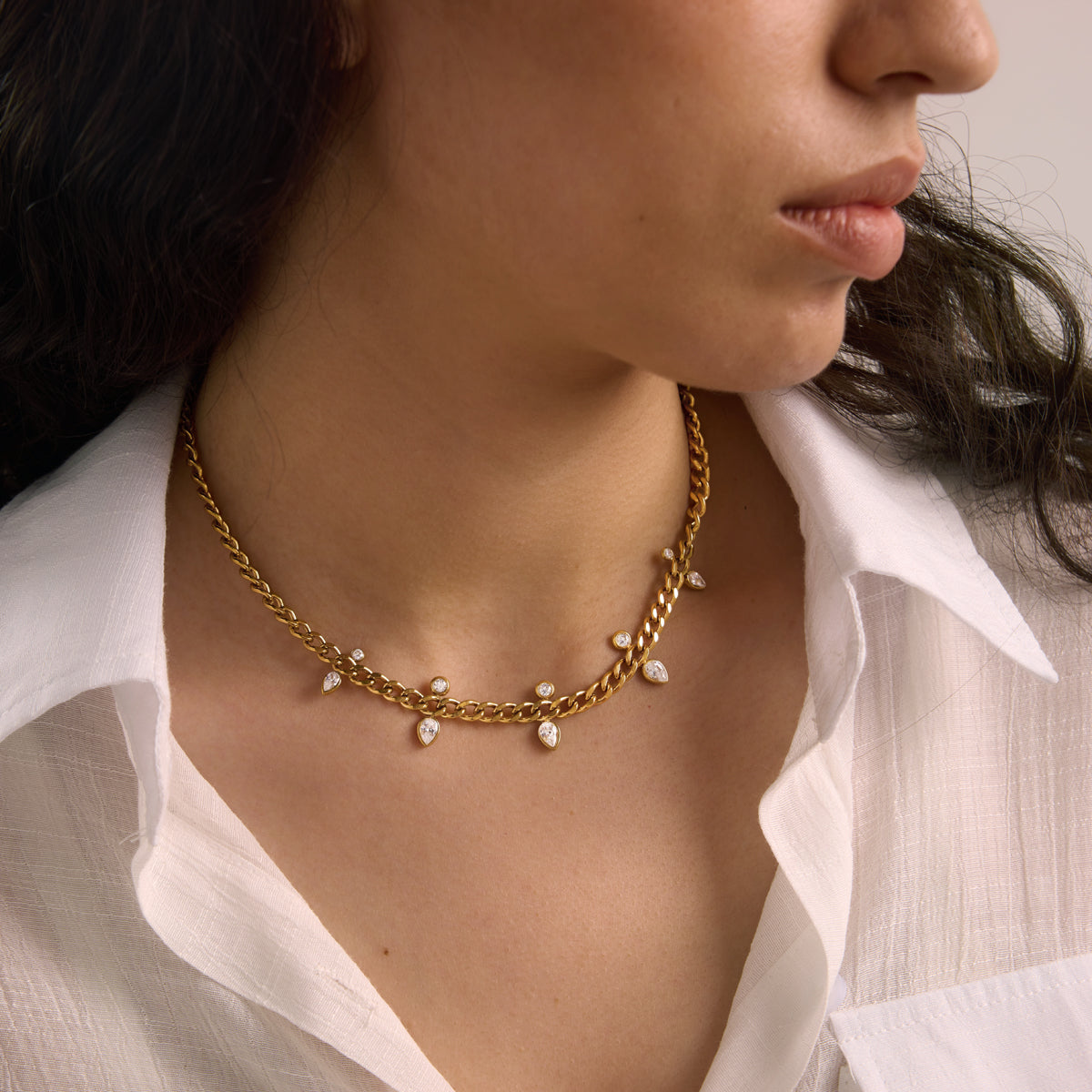 Lagoon Teardrop Curb Chain Necklace