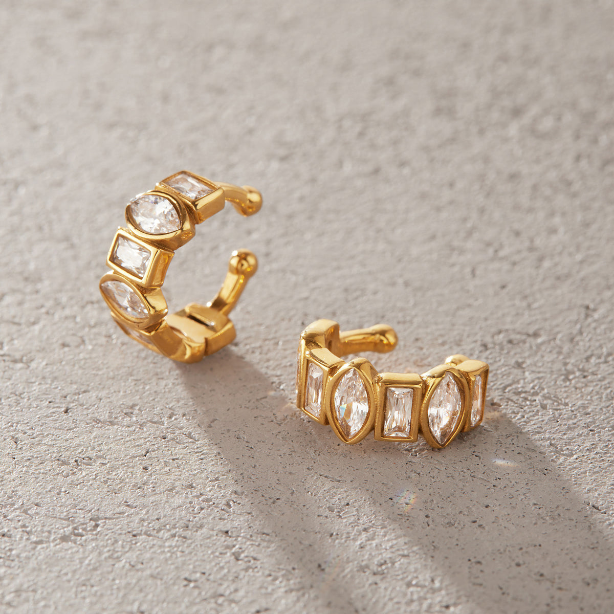 Ostuni Bezel Stone Ear Cuff Earrings