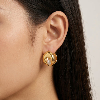 Solstice Sculpted Pearl Hoop Earrings