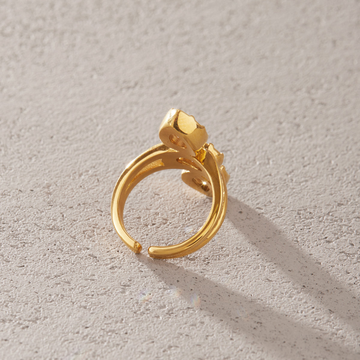Oleander Three-Stone Open Ring