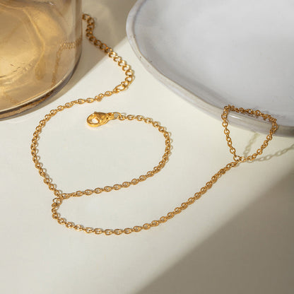 Zephyr Bezel Hand Chain Ring