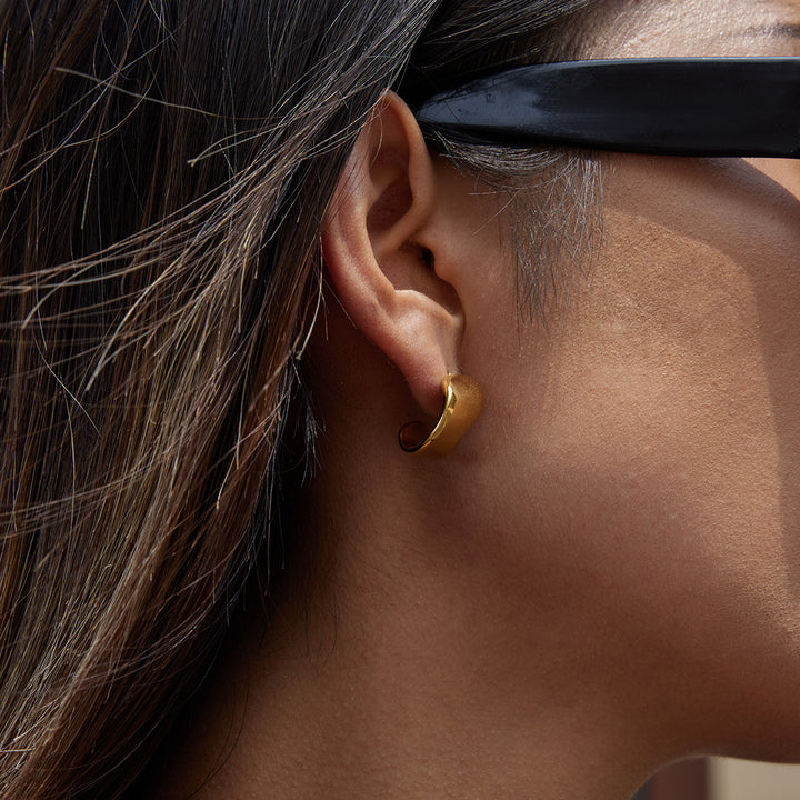 Levanter Polished Chunky Hoop Earrings