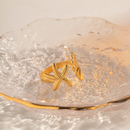 Cove Shell and Starfish Ring