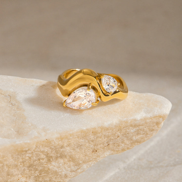 Marea Pear Cut Wave Ring