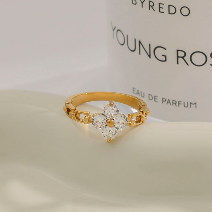 Myrtle Clover Zircon Ring