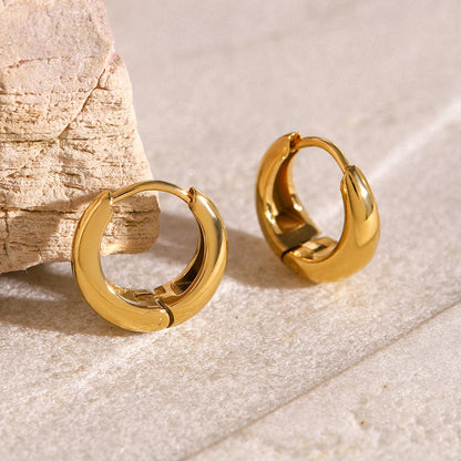 Formentera Chunky Dome Huggie Earrings