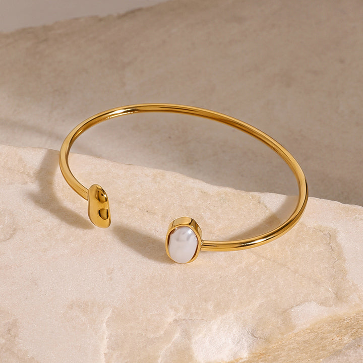 Lumen Oval Pearl Cuff Bracelet