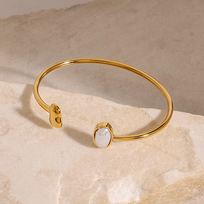 Lumen Oval Pearl Cuff Bracelet