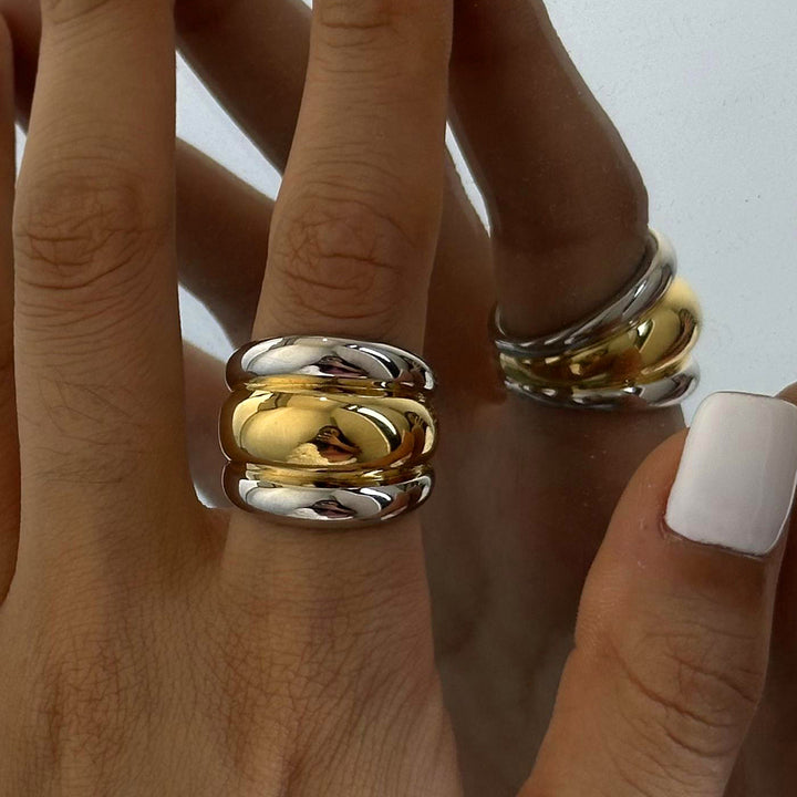 Mistral Ribbed Dome Ring