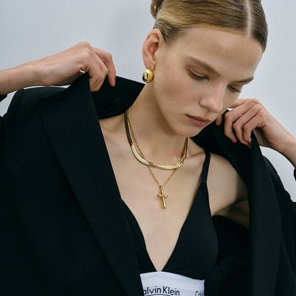 Alba Polished Cross Necklace