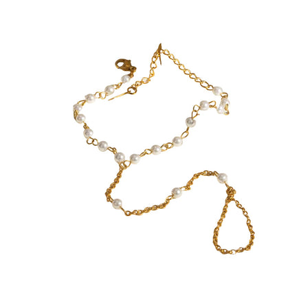 Zephyr Bezel Hand Chain Ring