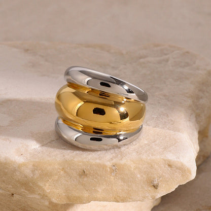 Mistral Ribbed Dome Ring