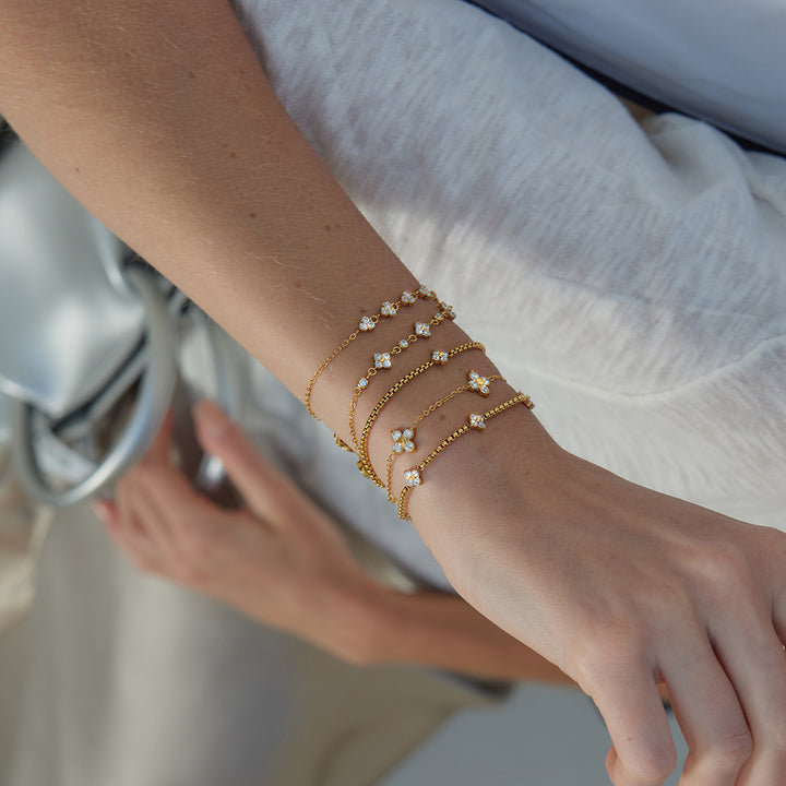 Myrtle Clover Bead Chain Bracelet