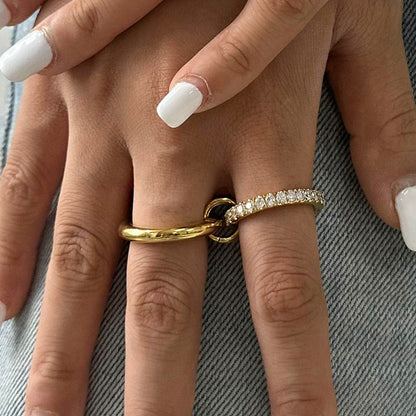 Menorca Interlocking Pavé Ring