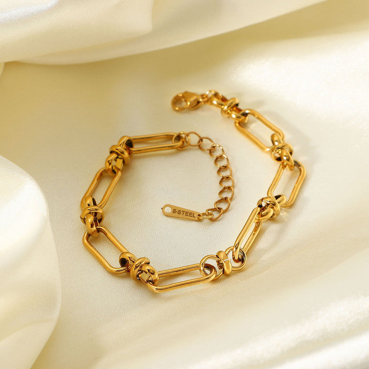 Mistral Chunky Paperclip Chain Bracelet