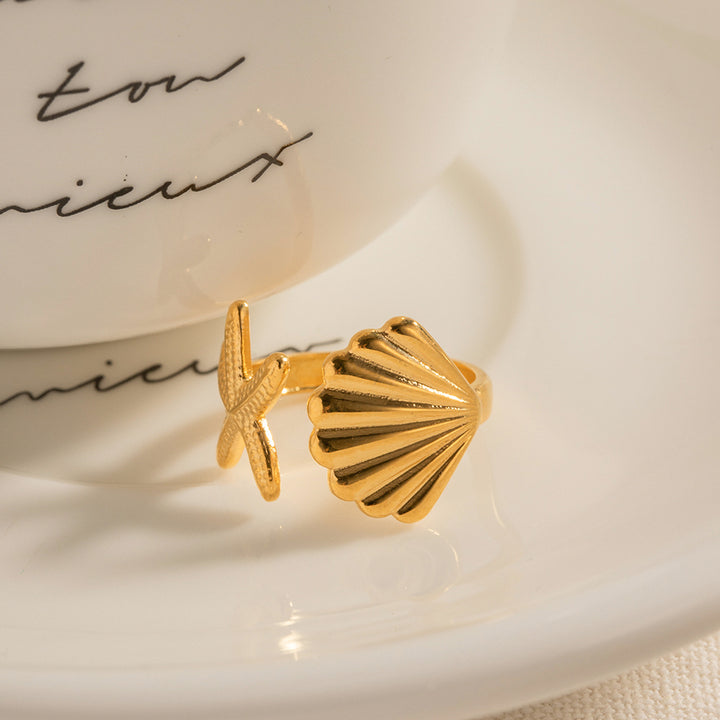 Cove Shell and Starfish Ring