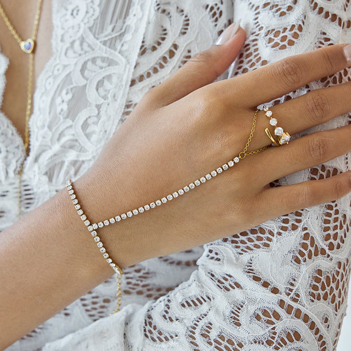 Vela Tennis Chain Hand Bracelet