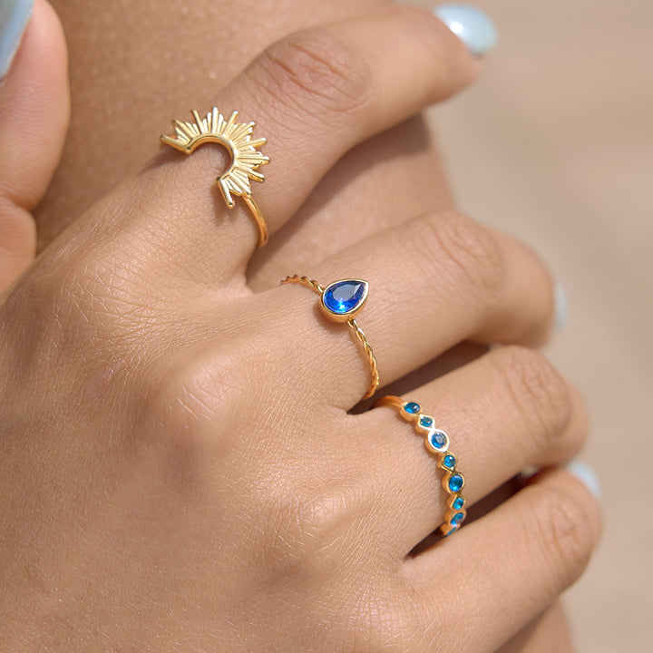 Calanque Blue Sunburst Crown Ring