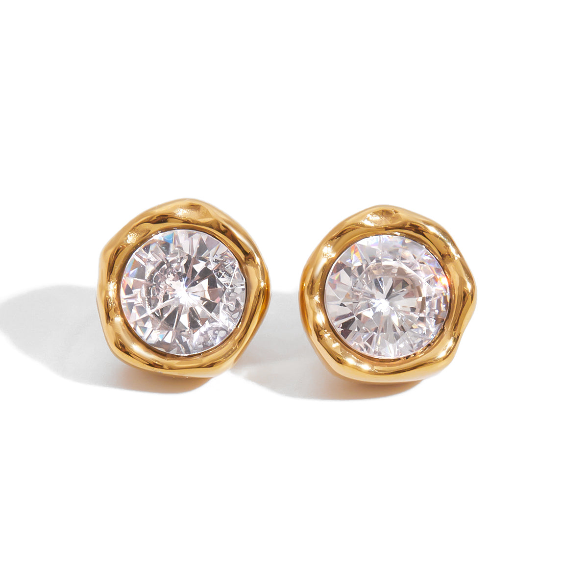 Sabbia Hammered Halo Stud Earrings