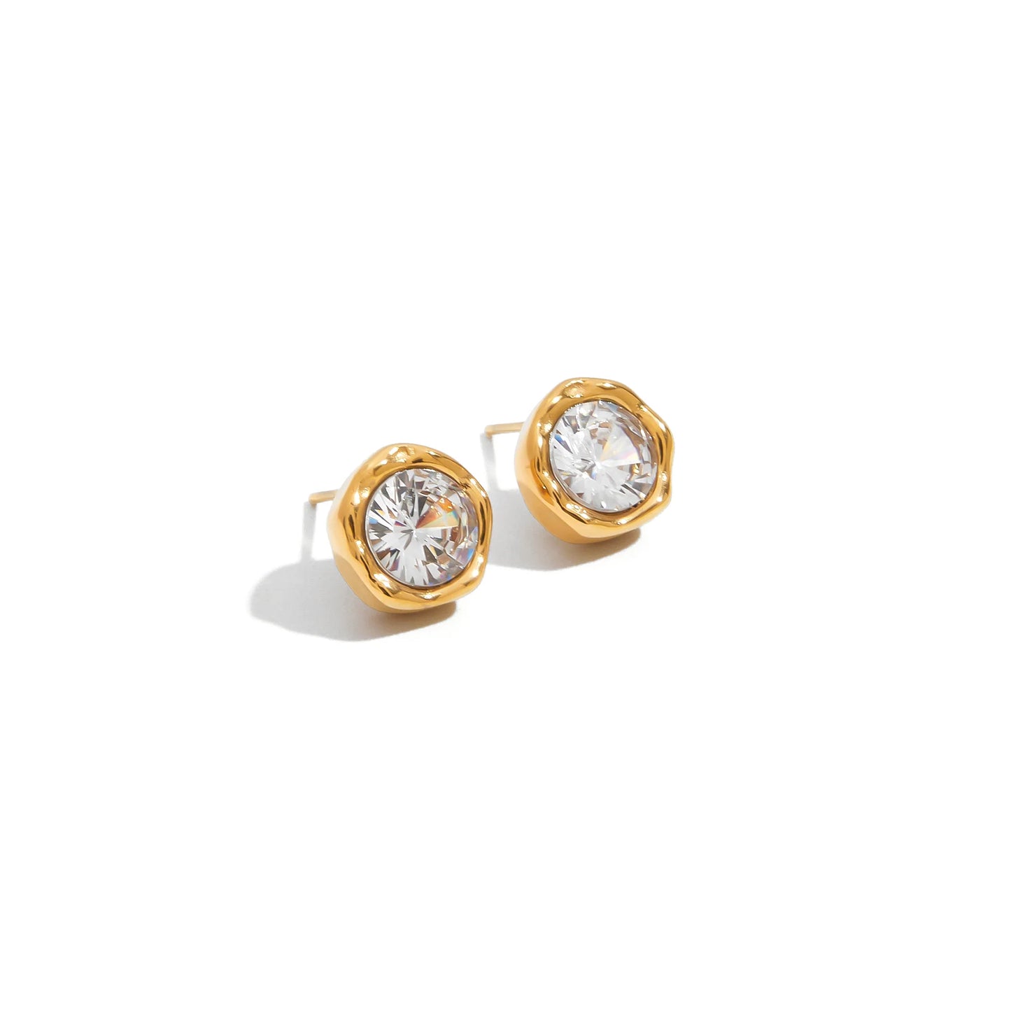 Sabbia Hammered Halo Stud Earrings